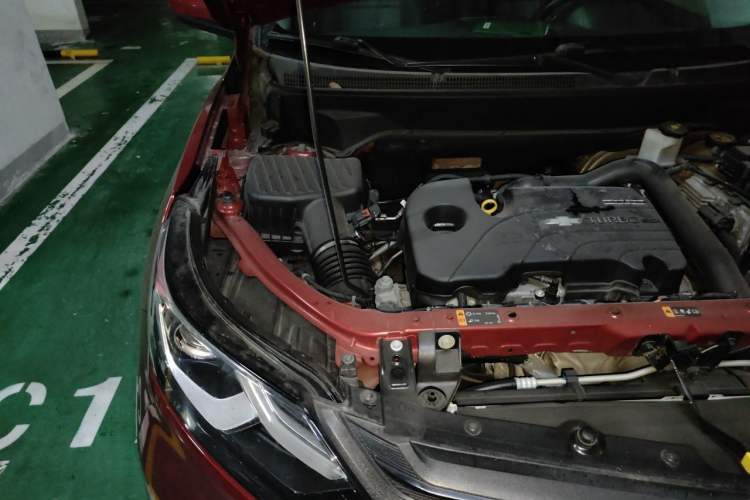 Used Chevrolet Equinox 2018 535T Automatic YuJie Edition Engine Bay Right