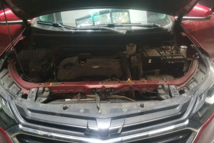 Used Chevrolet Equinox 2018 535T Automatic YuJie Edition Engine Bay