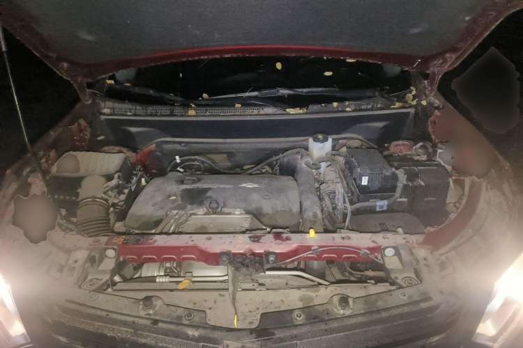Used Chevrolet Equinox 2018 550T Automatic All-Wheel-Drive Explorer Edition Engine Bay