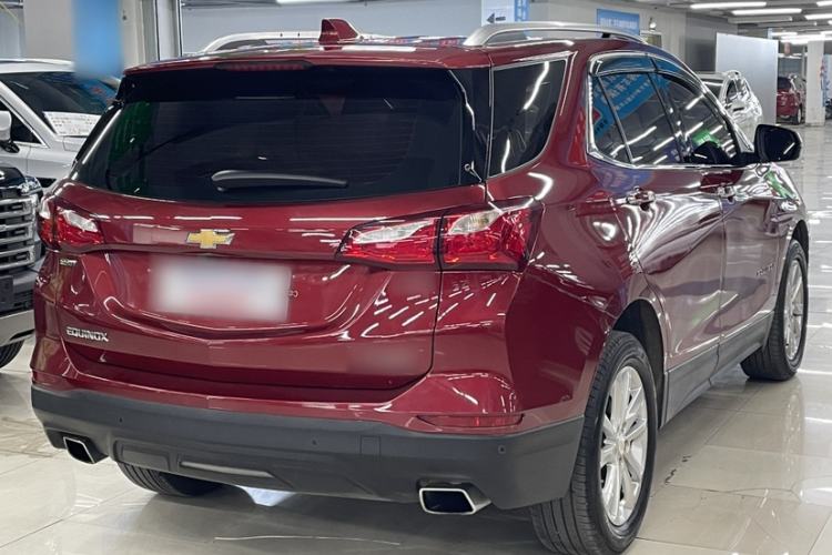 Used Chevrolet Equinox 2018 550T Automatic All-Wheel-Drive Boundary Edition Exterior 4