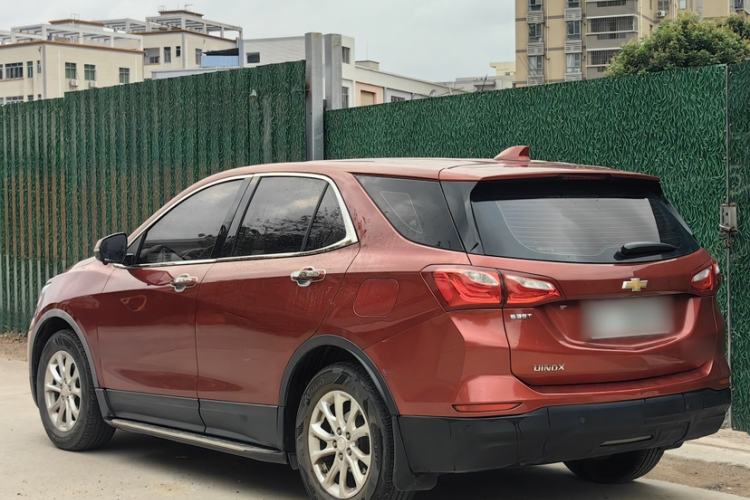 Used Chevrolet Equinox 2018 535T Automatic Lingjie Edition Exterior 9