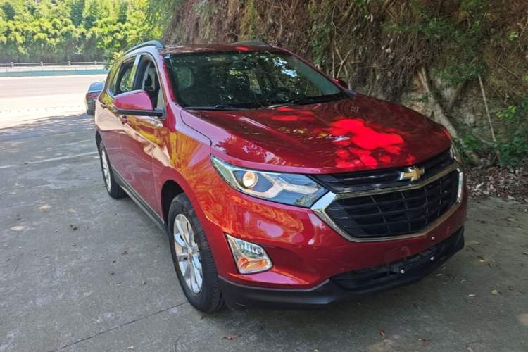 Used Chevrolet Equinox 2018 535T Automatic Chijie Edition Front Right 45 Deg