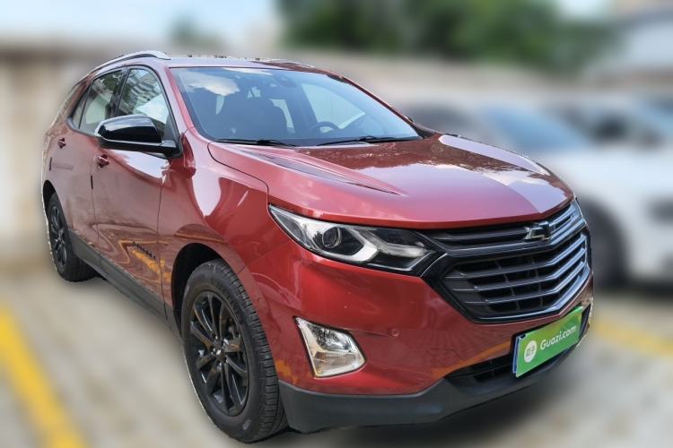 Used Chevrolet Equinox 2018 RS 550T Automatic All-Wheel-Drive Boundary Edition Front Right 45 Deg