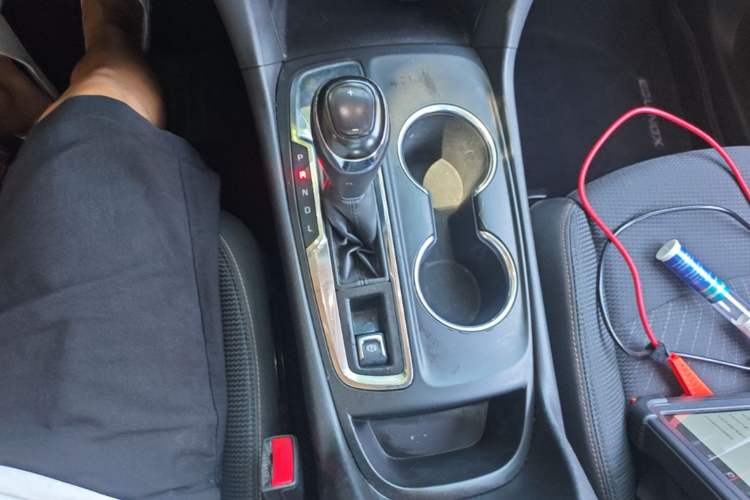 Used Chevrolet Equinox 2018 535T Automatic Chijie Edition Gear Lever