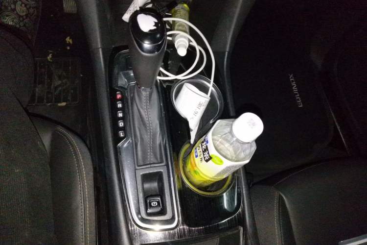 Used Chevrolet Equinox 2018 RS 550T Automatic All-Wheel-Drive Boundary Edition Gear Lever