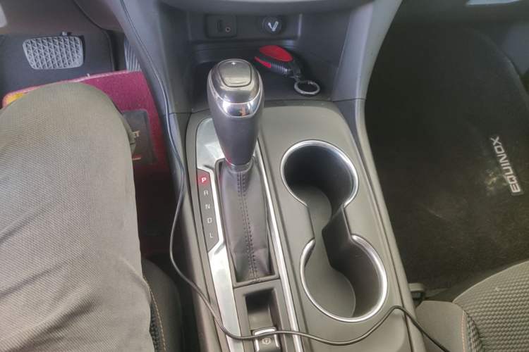 Used Chevrolet Equinox 2018 535T Automatic Chijie Edition Gear Lever