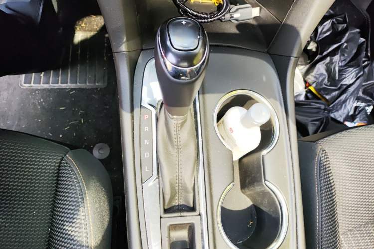 Used Chevrolet Equinox 2018 535T Automatic Chijie Edition Gear Lever