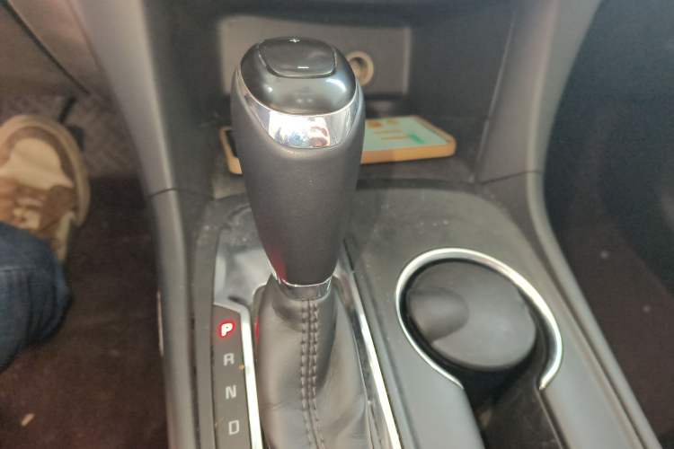 Used Chevrolet Equinox 2018 535T Automatic Chijie Edition Gear Lever