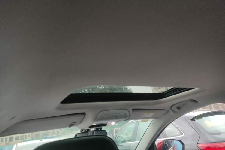 Used Chevrolet Equinox 2018 535T Automatic Lingjie Edition Headliner
