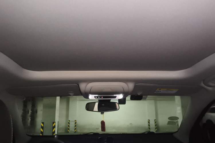 Used Chevrolet Equinox 2018 535T Automatic YuJie Edition Headliner