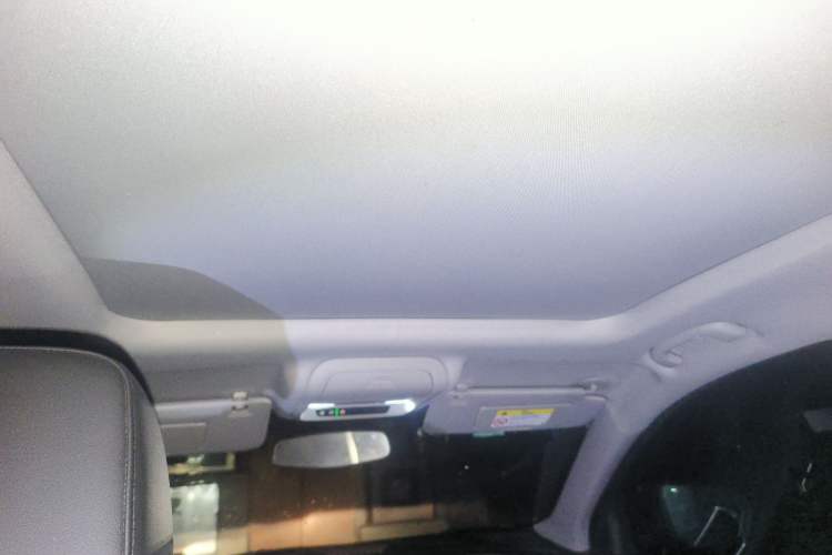 Used Chevrolet Equinox 2018 550T Automatic All-Wheel-Drive Explorer Edition Headliner