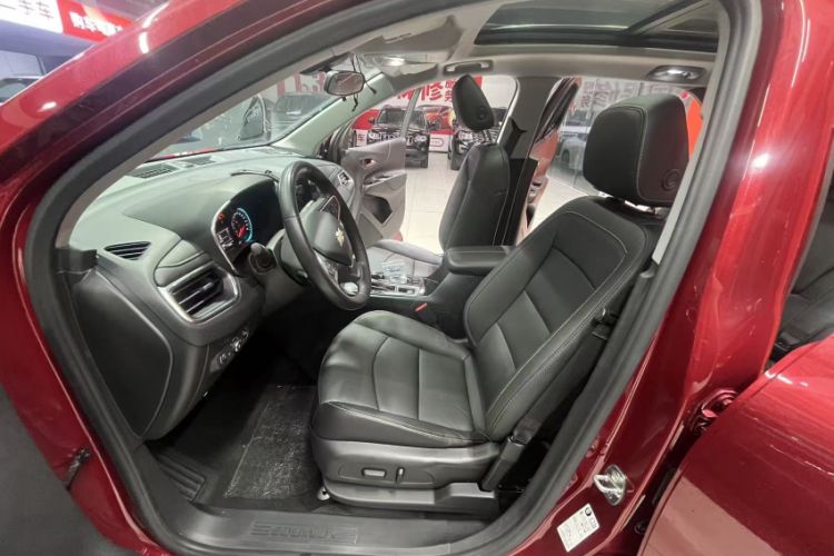 Used Chevrolet Equinox 2018 535T Automatic YuJie Edition Interior 2