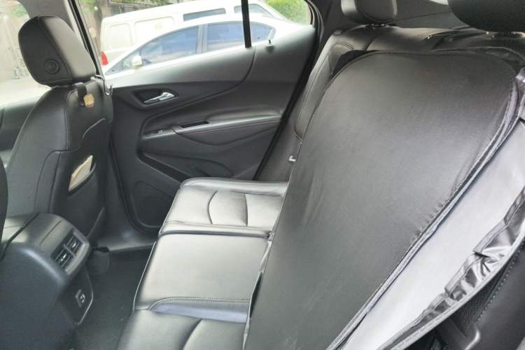 Used Chevrolet Equinox 2018 RS 550T Automatic All-Wheel-Drive Boundary Edition Left Rear Seat