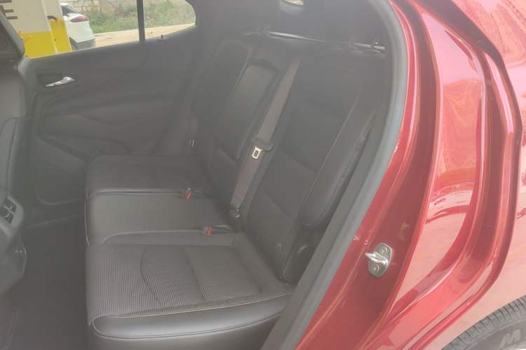 Used Chevrolet Equinox 2018 535T Automatic Chijie Edition Left Rear Seat