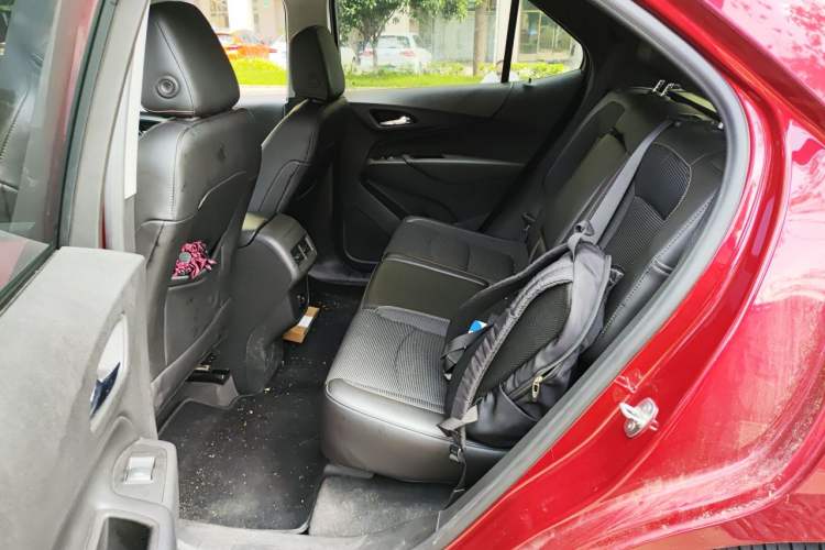 Used Chevrolet Equinox 2018 535T Automatic Chijie Edition Left Rear Seat