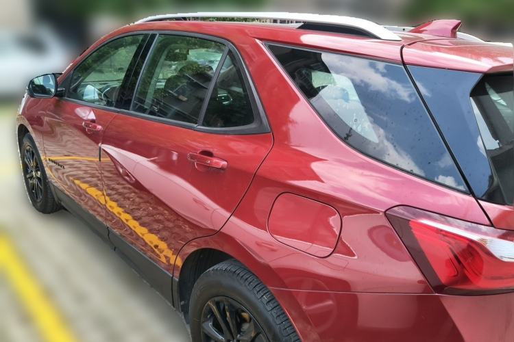 Used Chevrolet Equinox 2018 RS 550T Automatic All-Wheel-Drive Boundary Edition Rear Left 45 Deg