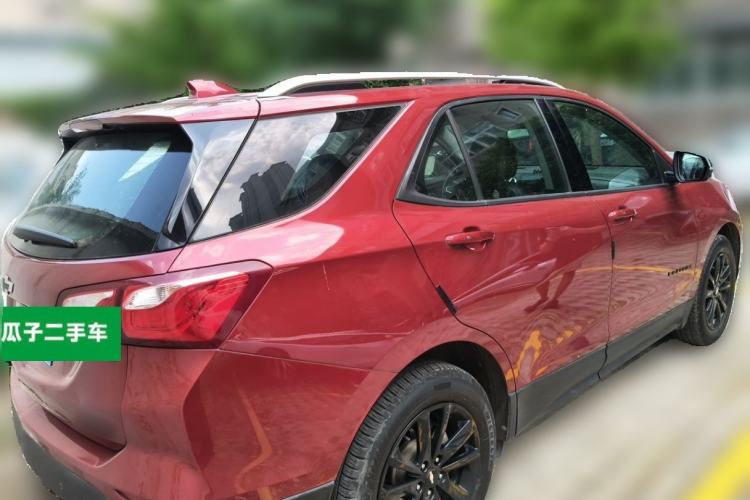 Used Chevrolet Equinox 2018 RS 550T Automatic All-Wheel-Drive Boundary Edition Rear Right 45 Deg
