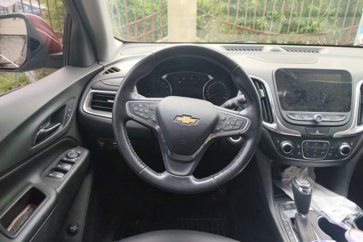 Used Chevrolet Equinox 2018 550T Automatic All-Wheel-Drive Explorer Edition Steering Wheel
