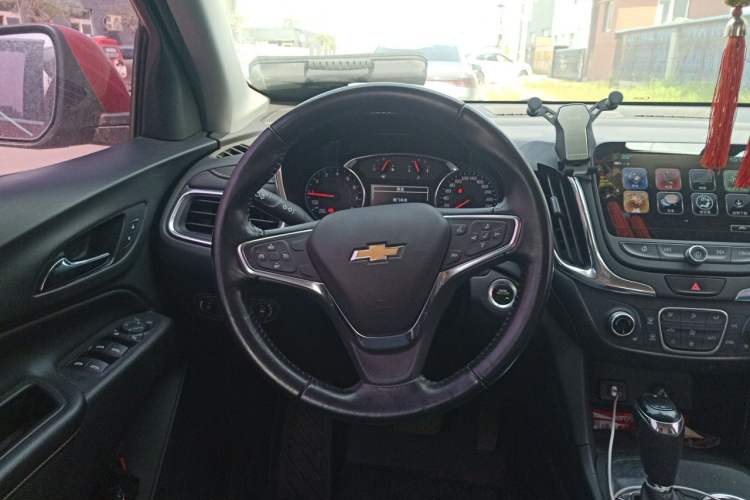 Used Chevrolet Equinox 2018 535T Automatic YuJie Edition Steering Wheel