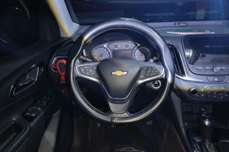 Used Chevrolet Equinox 2018 535T Automatic YuJie Edition Steering Wheel