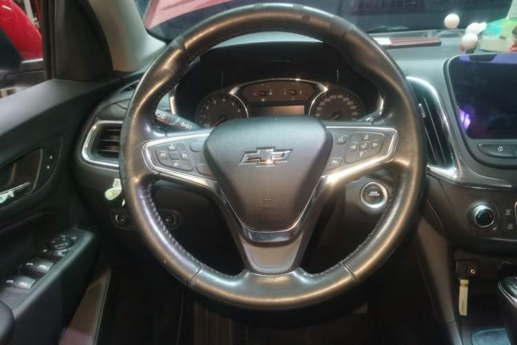 Used Chevrolet Equinox 2018 535T Automatic YuJie Edition Steering Wheel