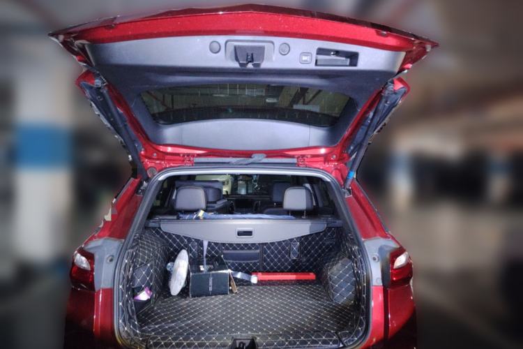 Used Chevrolet Equinox 2018 550T Automatic All-Wheel-Drive Boundary Edition Trunk