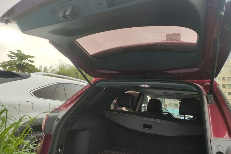 Used Chevrolet Equinox 2018 535T Automatic Lingjie Edition Trunk