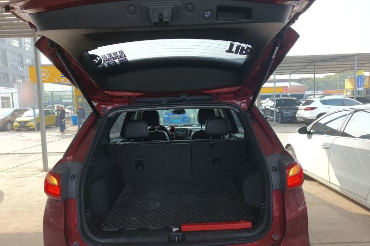 Used Chevrolet Equinox 2018 535T Automatic Chijie Edition Trunk