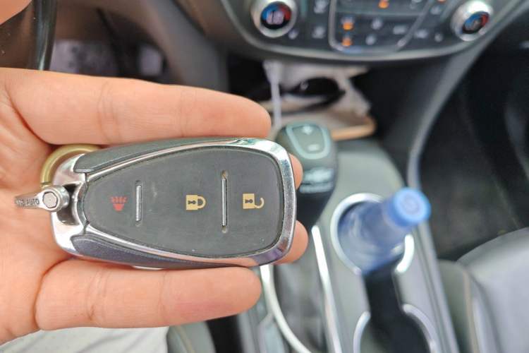 Used Chevrolet Equinox 2018 535T Automatic YuJie Edition Vehicle Key