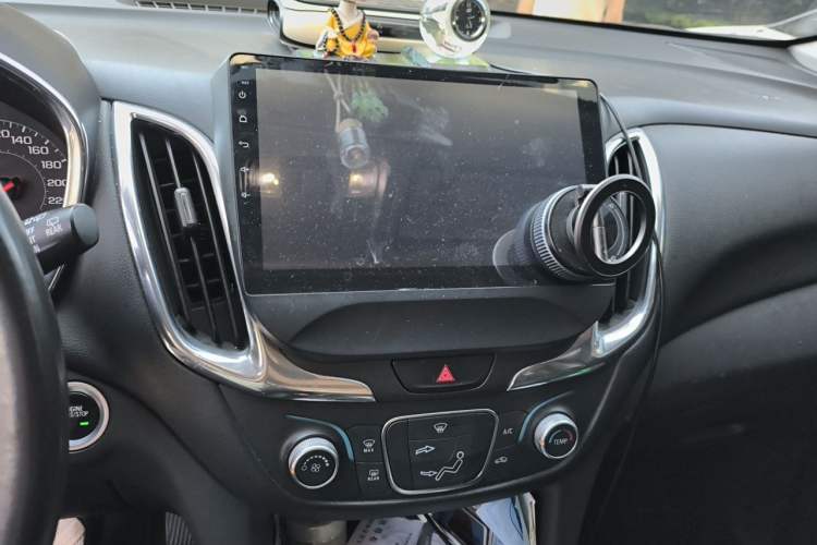 Used Chevrolet Equinox 2018 535T Automatic Chijie Edition Audio And AC Panel