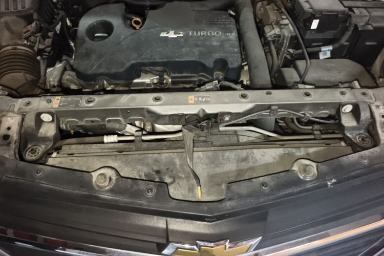 Used Chevrolet Equinox 2018 535T Automatic YuJie Edition Engine Bay