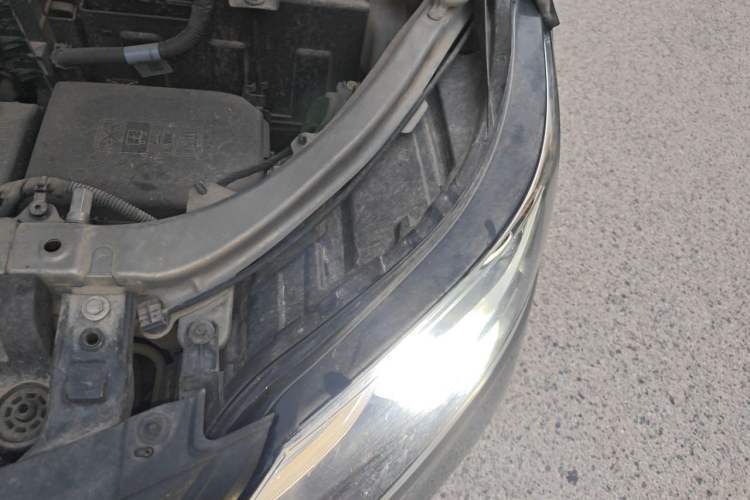 Used Chevrolet Equinox 2018 535T Automatic Chijie Edition Engine Bay Left