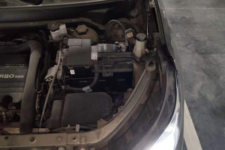 Used Chevrolet Equinox 2018 535T Automatic YuJie Edition Engine Bay Left