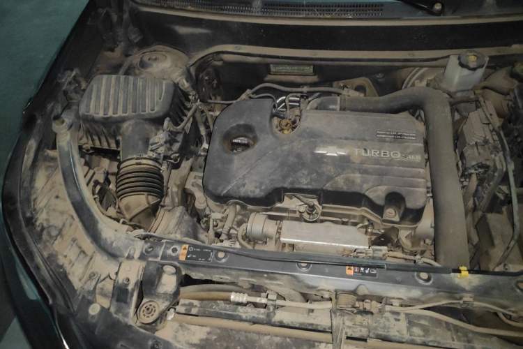 Used Chevrolet Equinox 2018 535T Automatic YuJie Edition Engine Bay Right