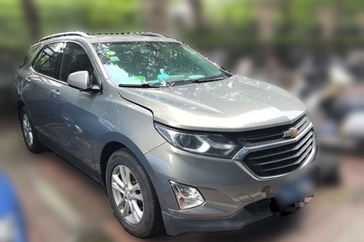 Used Chevrolet Equinox 2018 535T Automatic YuJie Edition Front Right 45 Deg