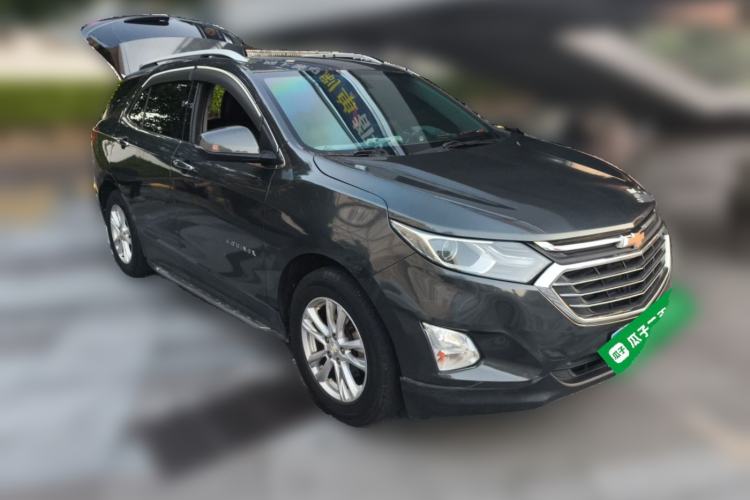 Used Chevrolet Equinox 2018 535T Automatic YuJie Edition Front Right 45 Deg