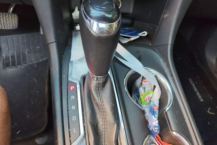 Used Chevrolet Equinox 2018 535T Automatic Chijie Edition Gear Lever