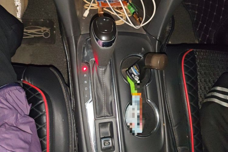 Used Chevrolet Equinox 2018 535T Automatic Lingjie Edition Gear Lever