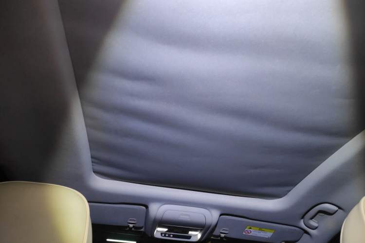 Used Chevrolet Equinox 2018 535T Automatic YuJie Edition Headliner