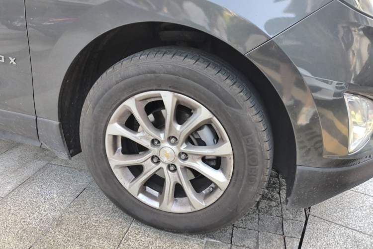 Used Chevrolet Equinox 2018 535T Automatic Chijie Edition Right Front Wheel Hub