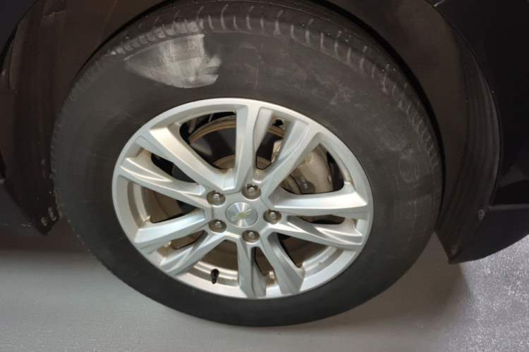 Used Chevrolet Equinox 2018 535T Automatic YuJie Edition Right Front Wheel Hub
