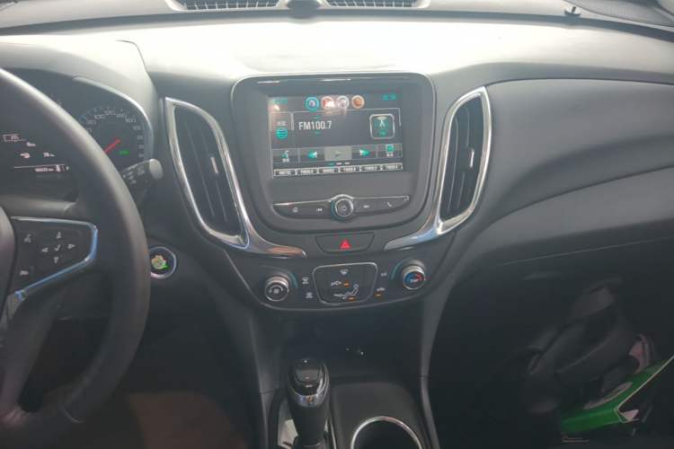 Used Chevrolet Equinox 2018 535T Automatic Chijie Edition Audio And AC Panel