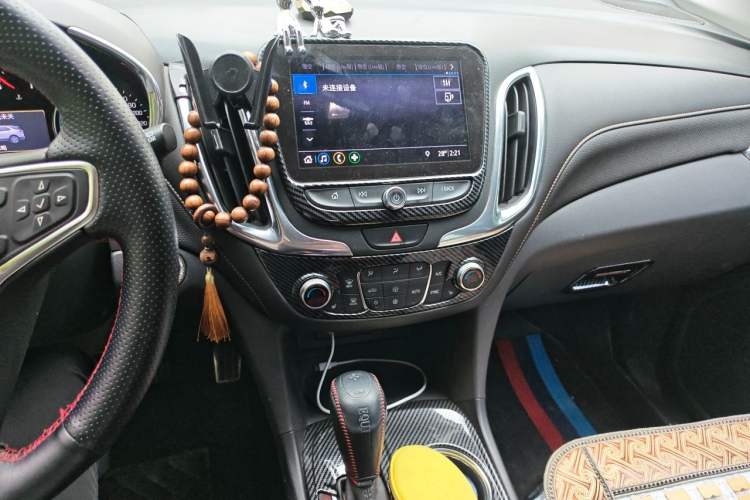 Used Chevrolet Equinox 2018 535T Automatic YuJie Edition Audio And AC Panel