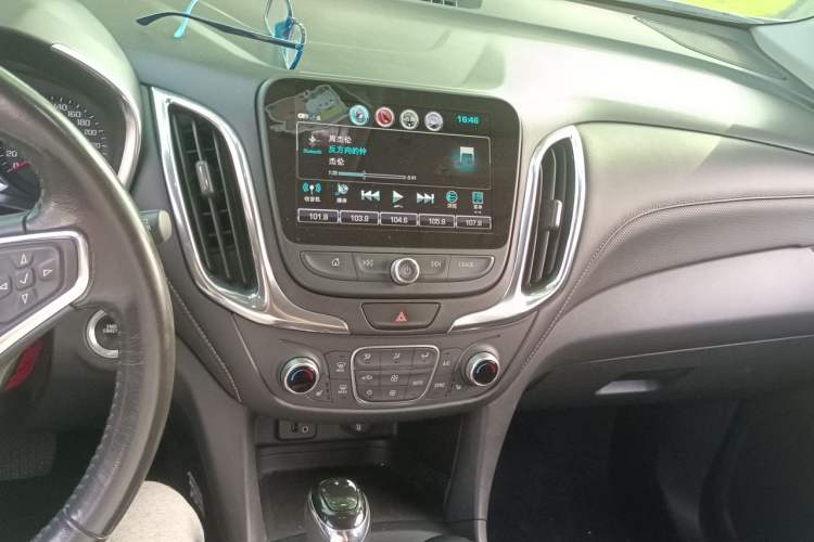 Used Chevrolet Equinox 2018 535T Automatic YuJie Edition Audio And AC Panel