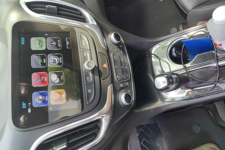 Used Chevrolet Equinox 2018 535T Automatic YuJie Edition Audio And AC Panel