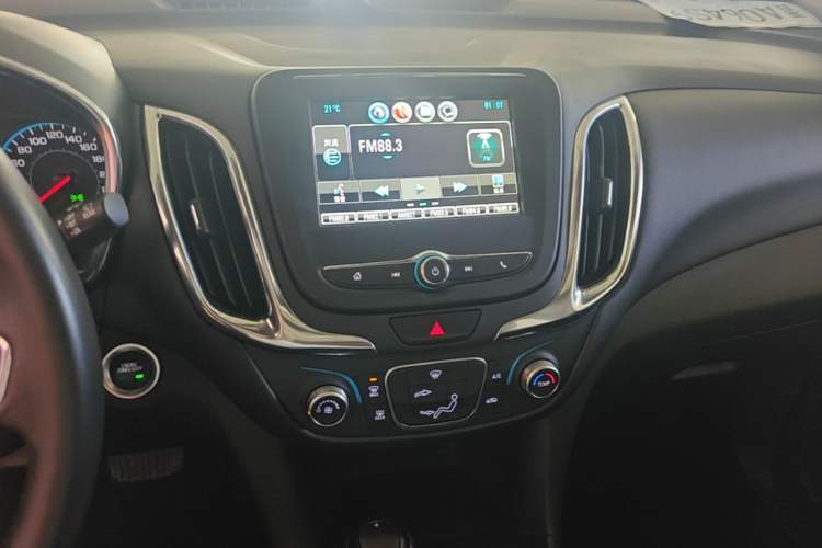 Used Chevrolet Equinox 2018 535T Automatic Chijie Edition Audio And AC Panel