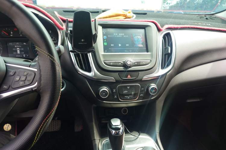 Used Chevrolet Equinox 2018 535T Automatic Chijie Edition Audio And AC Panel