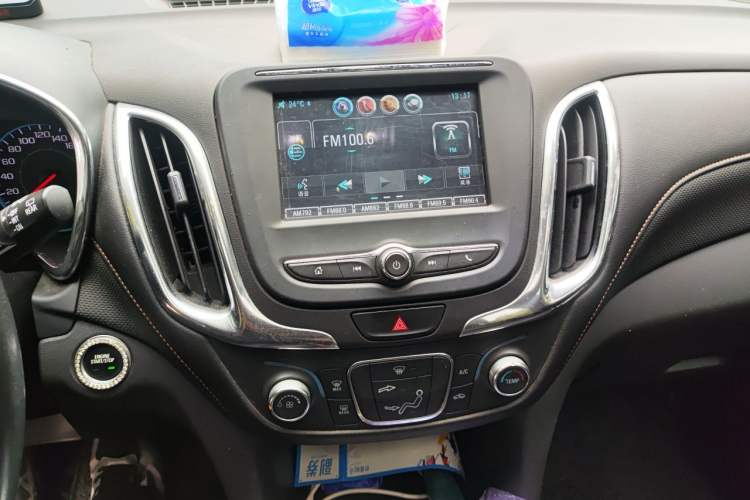 Used Chevrolet Equinox 2018 535T Automatic Chijie Edition Audio And AC Panel