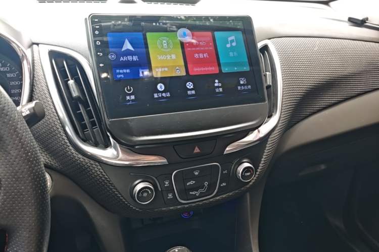 Used Chevrolet Equinox 2018 535T Automatic Lingjie Edition Audio And AC Panel