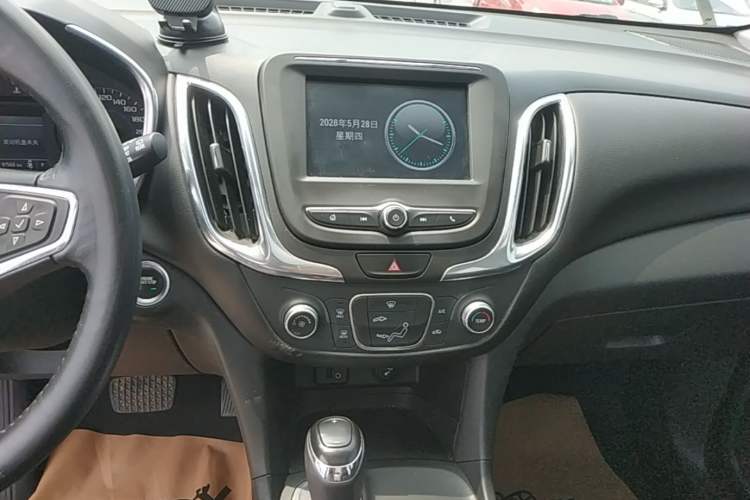 Used Chevrolet Equinox 2018 535T Automatic Chijie Edition Audio And AC Panel